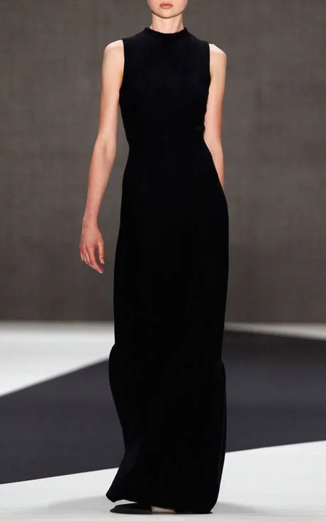 Black Crew Neck Dress