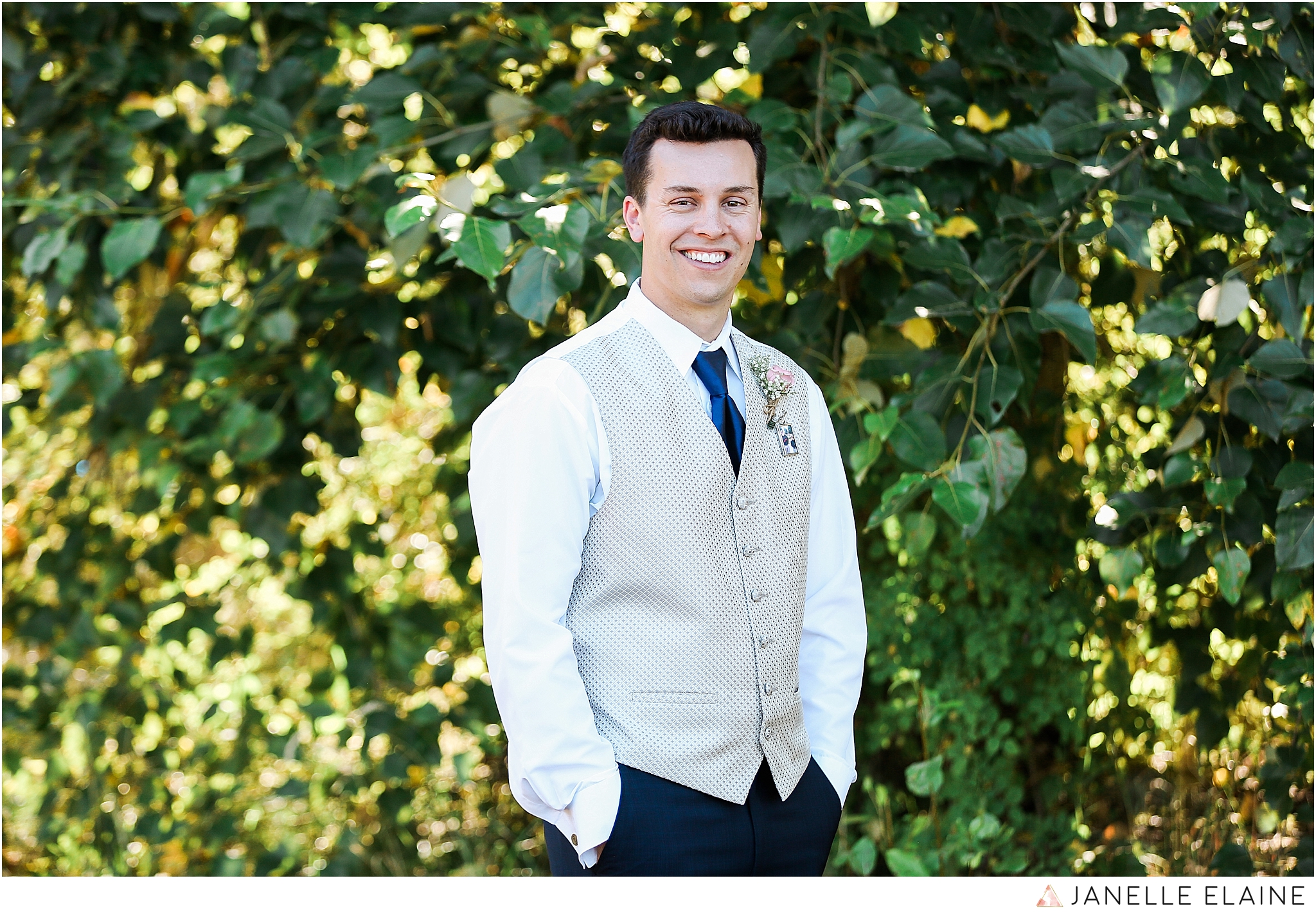 janelle elaine photography-jimmynicole-luther burbank park-seattle-wedding-155.jpg