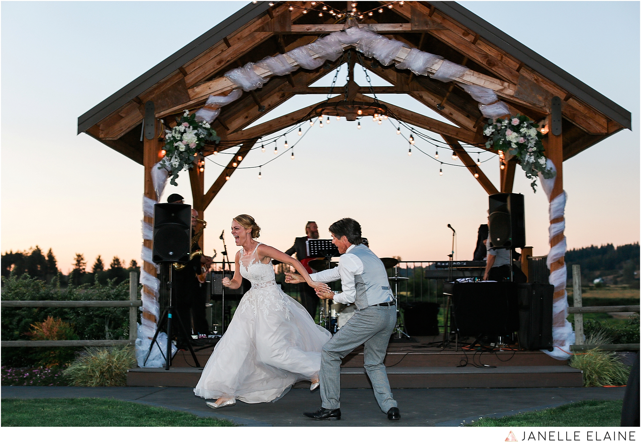 janelle elaine photography-carleton farms-washington-wedding-lake stevens-319.jpg