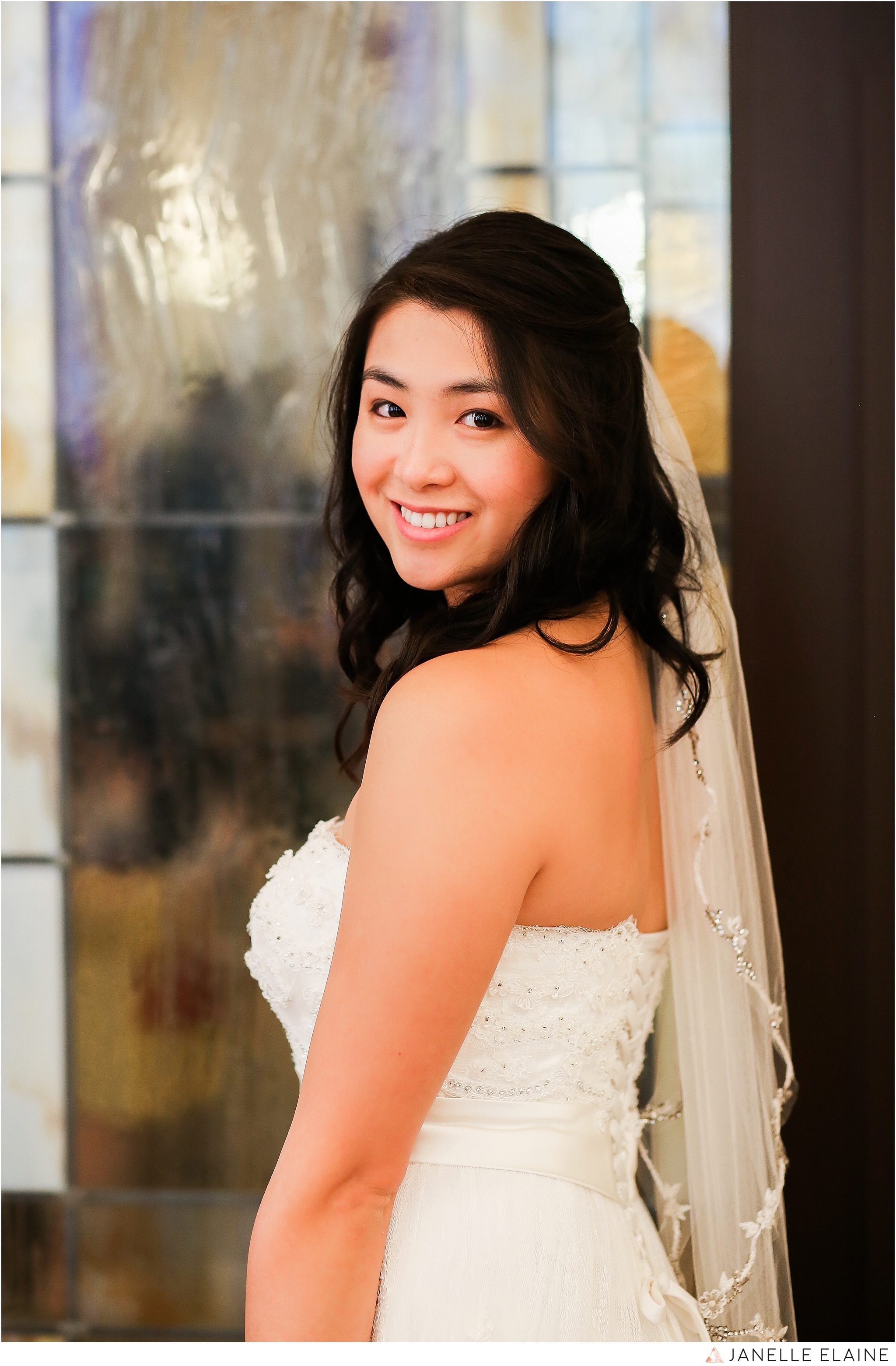 janelle elaine photography-professional wedding photographer seattle--27.jpg