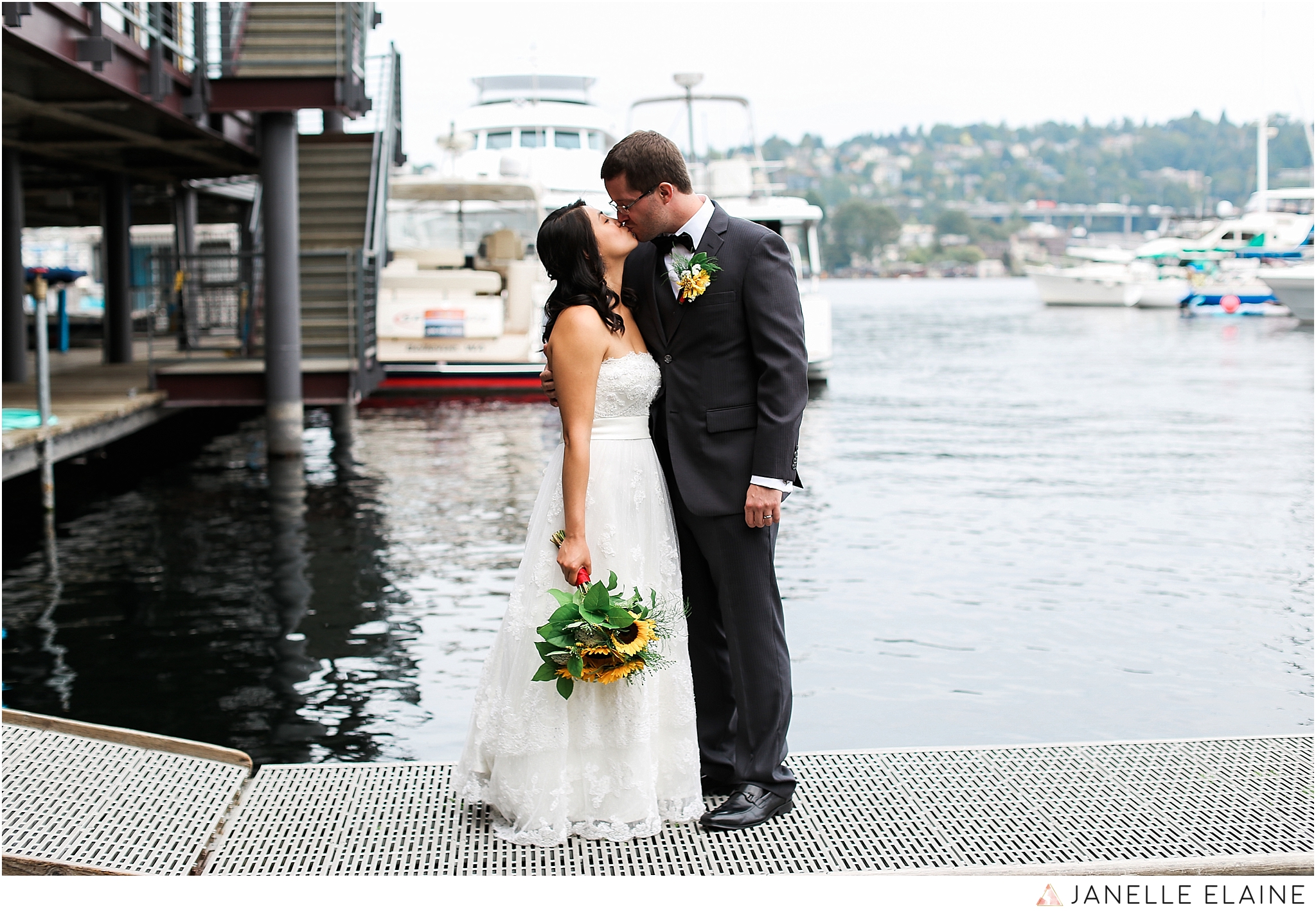 janelle elaine photography-professional wedding photographer seattle--81.jpg