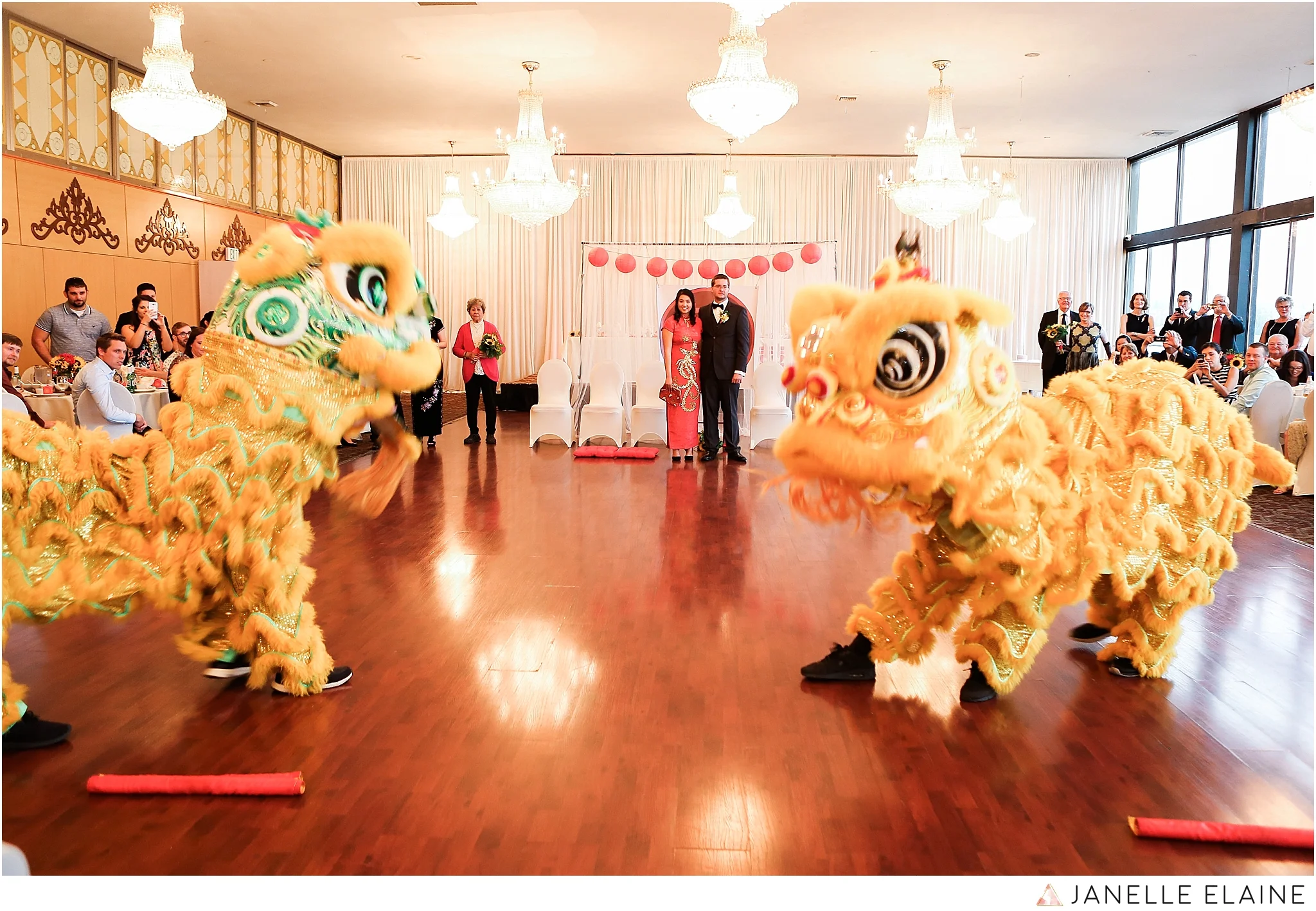 janelle elaine photography-professional wedding photographer seattle--151.jpg