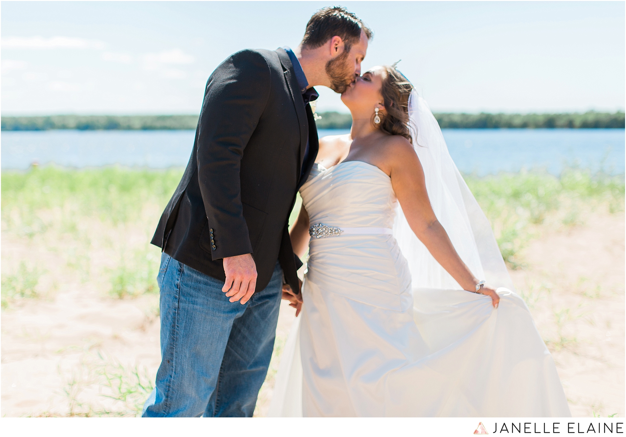 jenessa and mike-janelle elaine photography-white city beach wedding-46.jpg