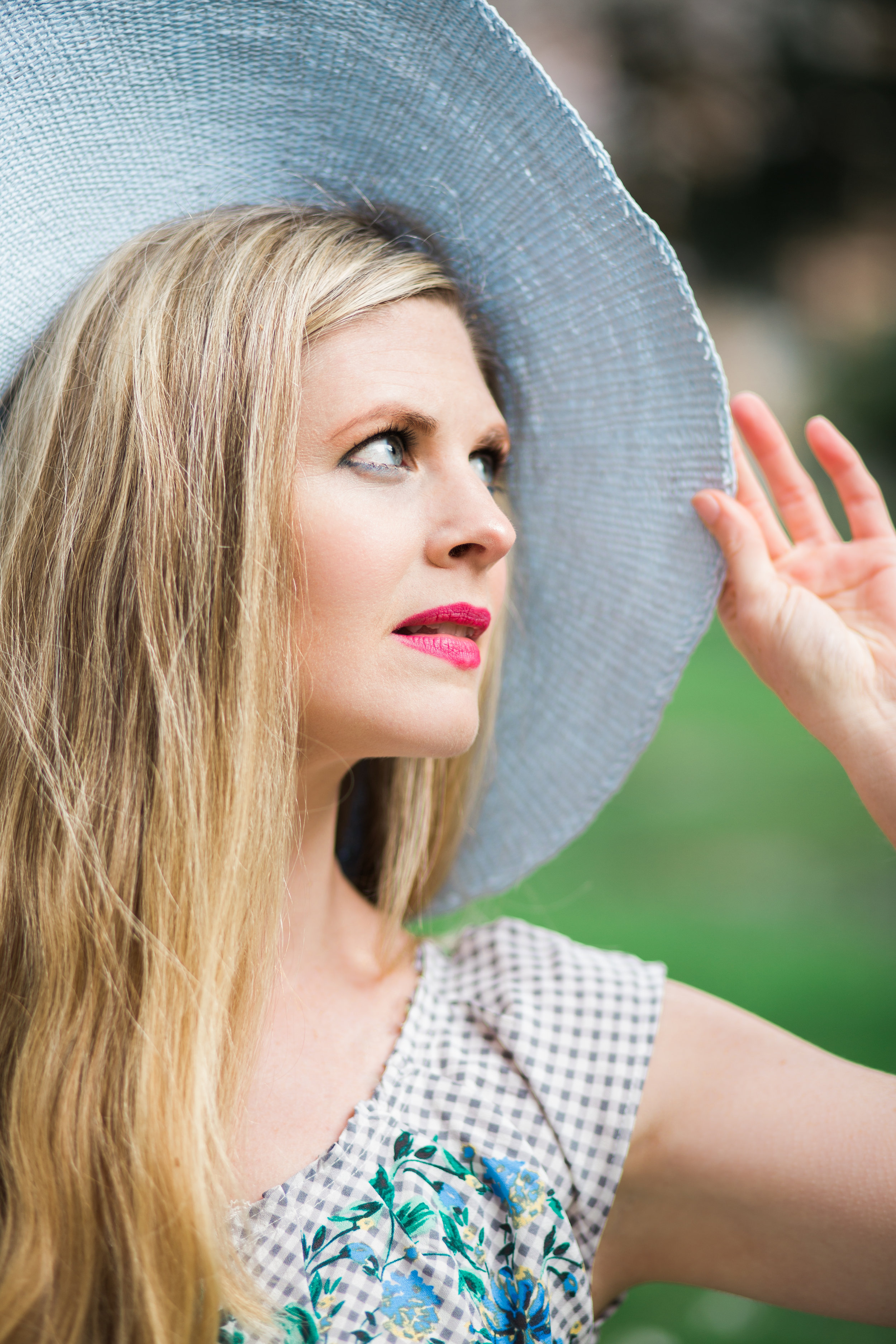 brooke-university of washington-cherry blossom-portrait session-seattle photographer janelle elaine photography-1-3.jpg