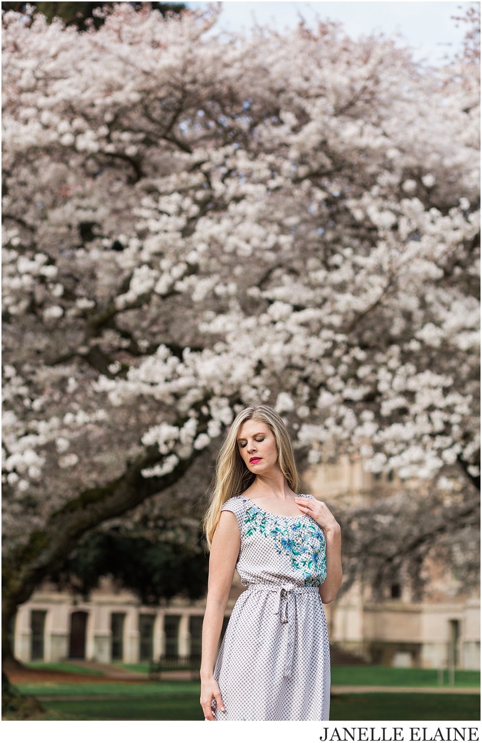 brooke-spring photo session-uw-seattle portrait photographer janelle elaine photography-27.jpg