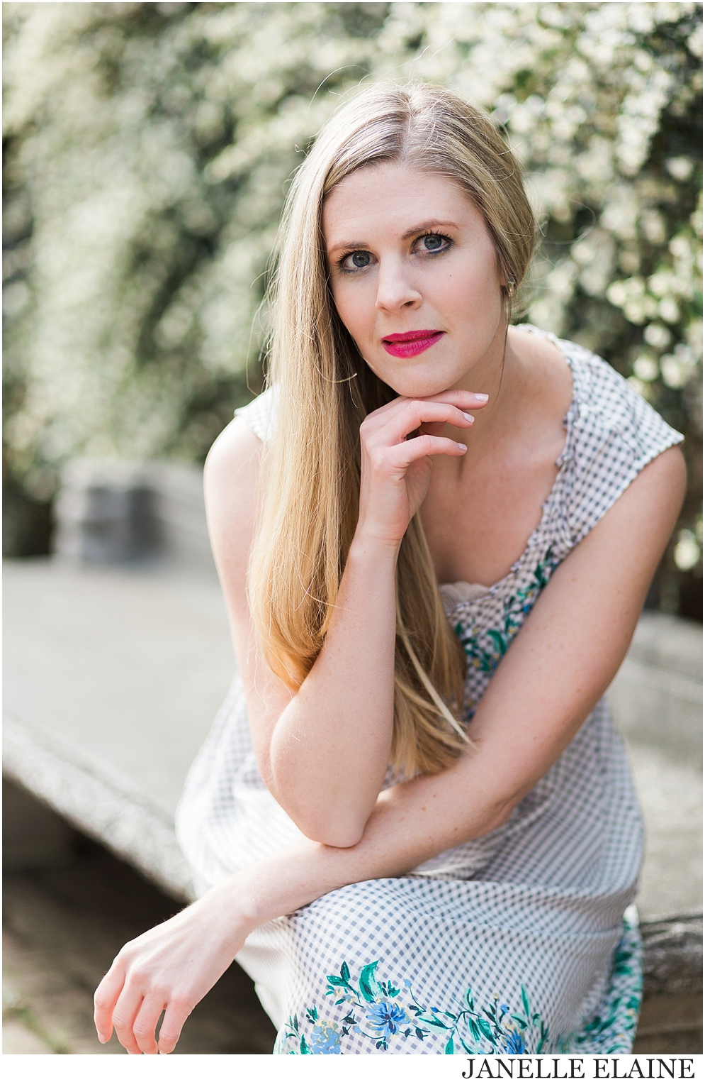 brooke-spring photo session-uw-seattle portrait photographer janelle elaine photography-130.jpg