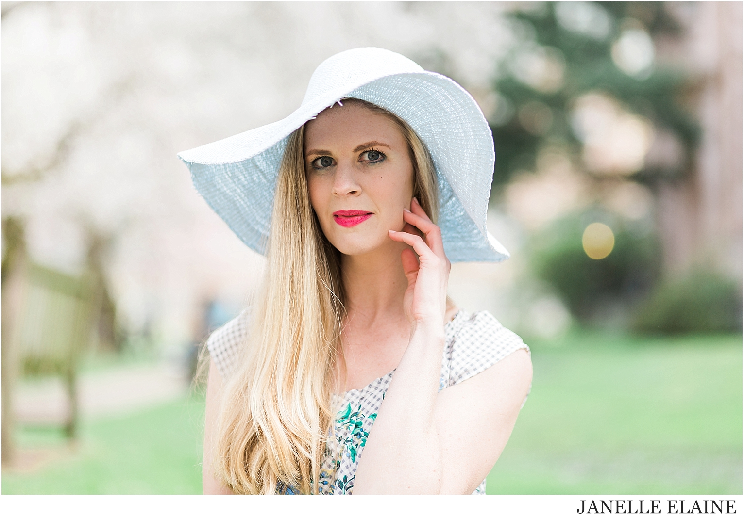 brooke-spring photo session-uw-seattle portrait photographer janelle elaine photography-146.jpg