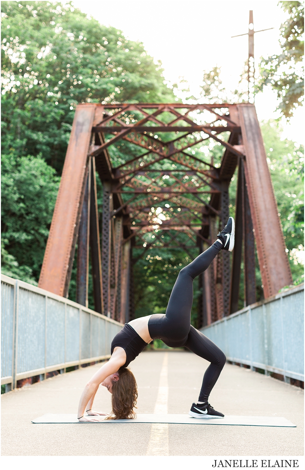 Serena-Yoga Branding-Photo Session-Renton, WA-Janelle Elaine Photography-24.jpg