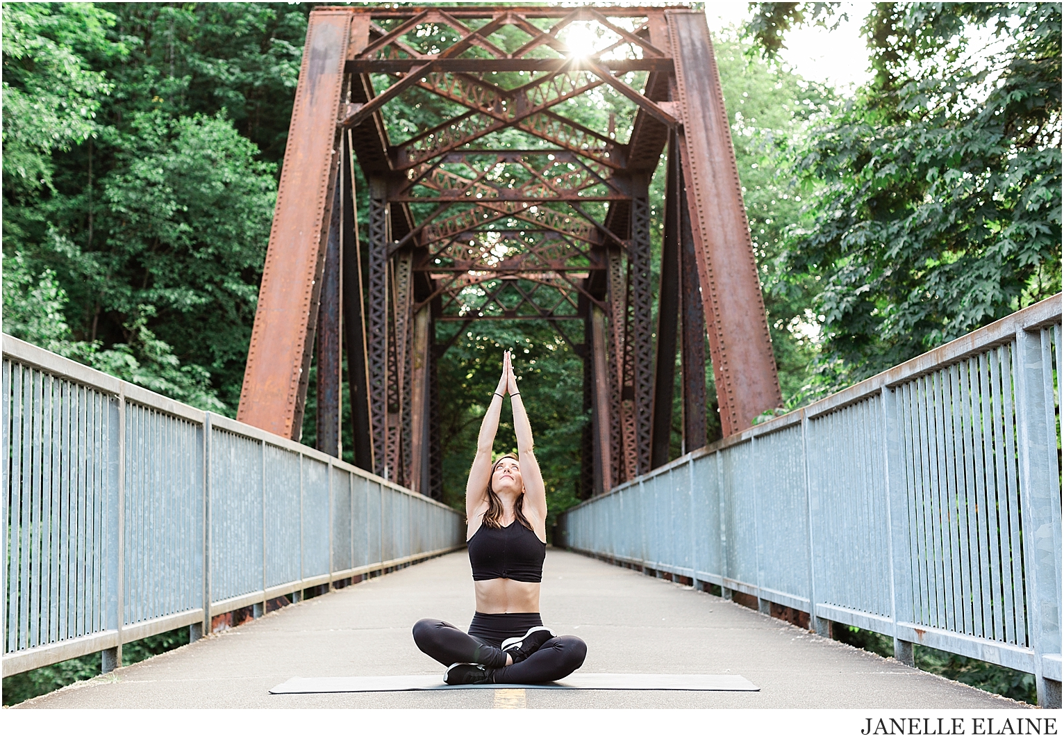 Serena-Yoga Branding-Photo Session-Renton, WA-Janelle Elaine Photography-31.jpg