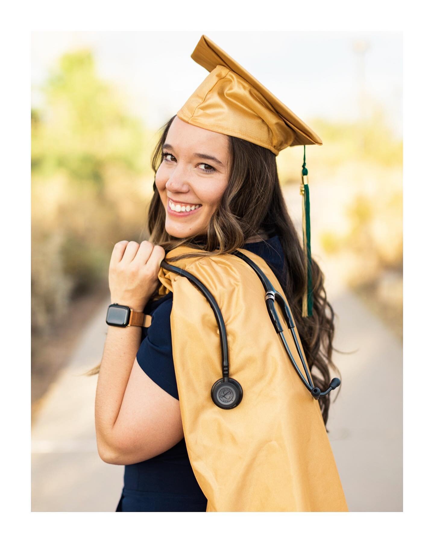 We&rsquo;re all going to be in great hands with Ashley as an official RN! 🎉 Congrats on your graduation this spring and earning that RN title, after so much hard work. You are incredible, Ashley!

#mesaphotographer #mesaaz #phxphotographer #phxaz #e