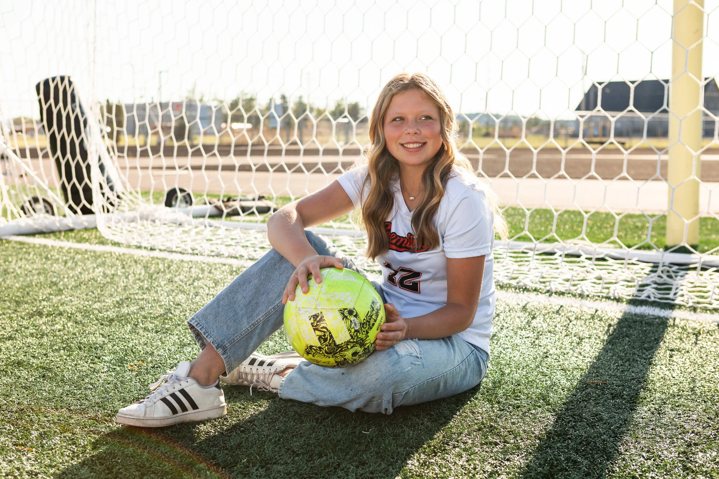 2N6A3823_Callie_SeniorPortraits_624257-39-02 PM_0127.jpg