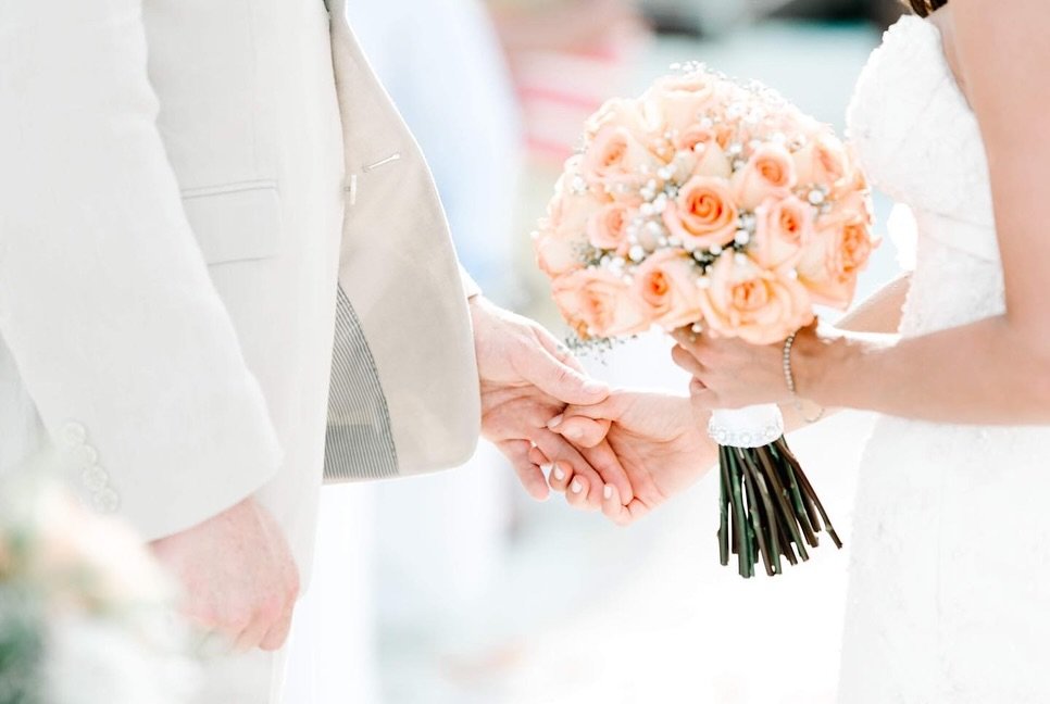 How does one sum up a decade of marriage without a million photos? Impossible for me. So I&rsquo;ll go back to our wedding day, because that&rsquo;s where we took our vows. And just ljke I promised you that day on that hot, sandy beach: I (still) cho