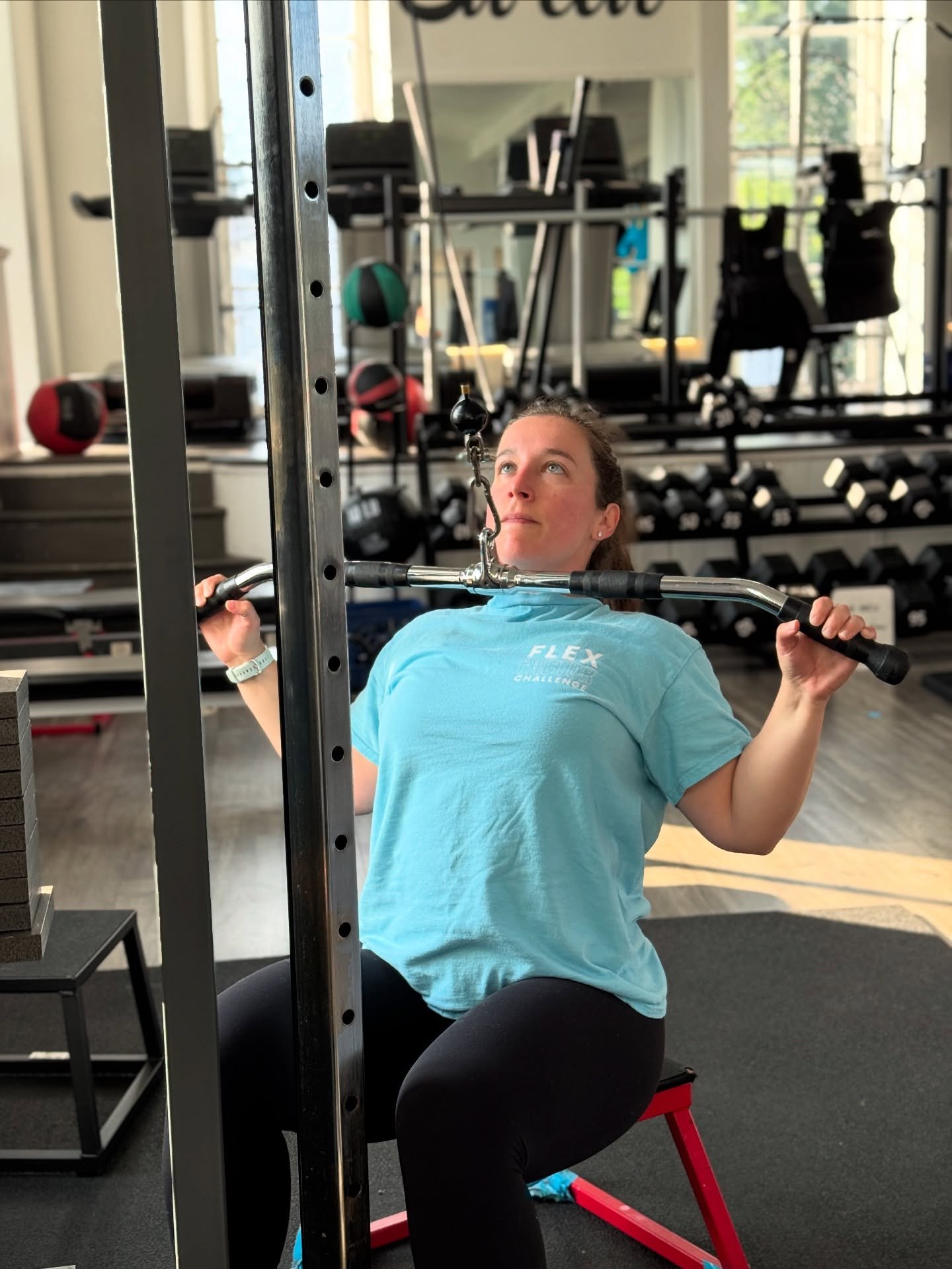 Ashley&rsquo;s eyes on the prize for her pull up goal. If you see her, cheer her on! 

#pullups #fitnessgoals #girlswholift #back #fitnessstudio #personaltraining