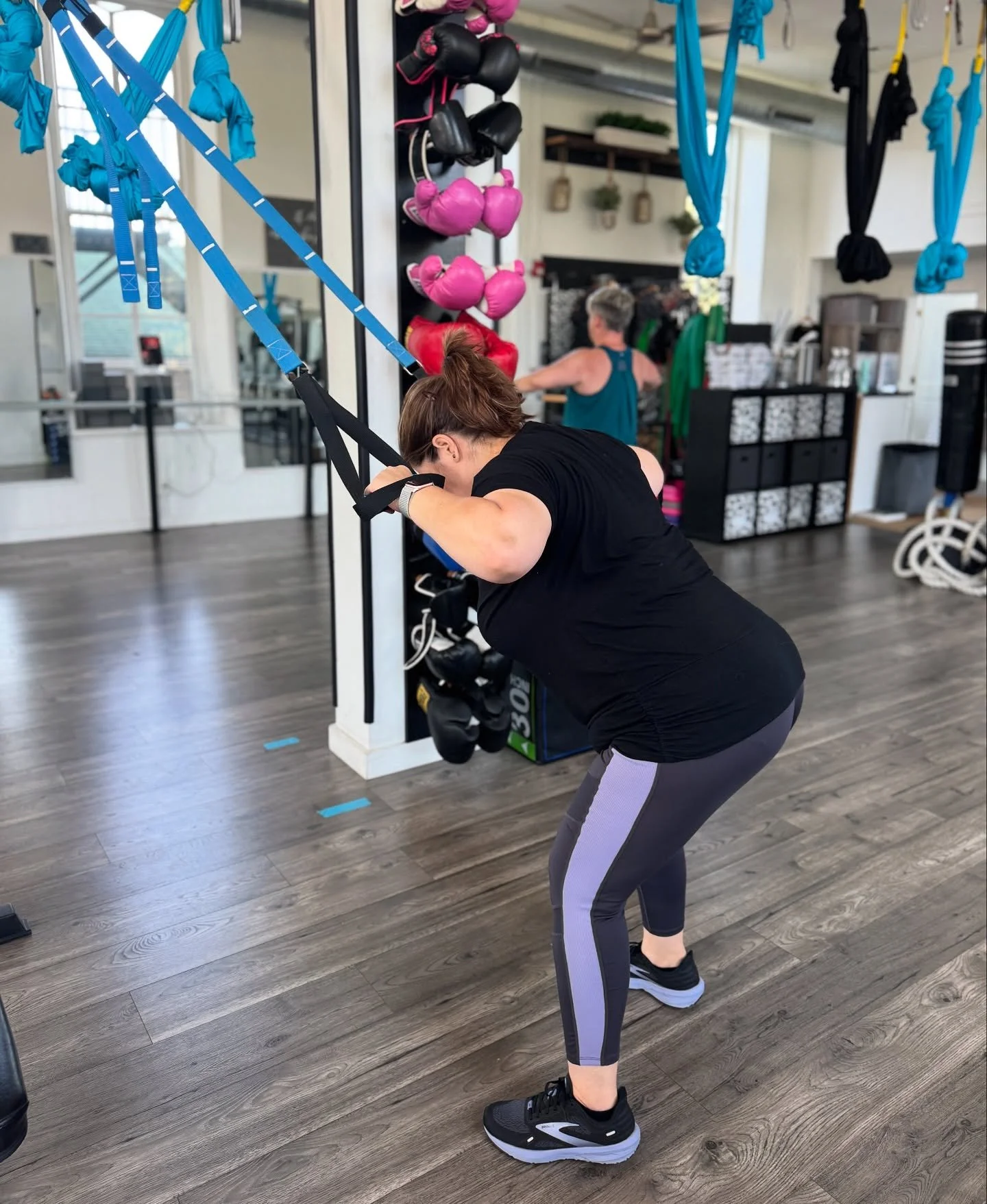 Lisa did awesome with her TRX pull ups today! 

TRX Pull Ups can be tricky but don&rsquo;t forget to 
1. Keep the tension (no slack in the straps, and don&rsquo;t stand up!)
2. Try to keep your arms behind you/ or at least out of your peripheral visi