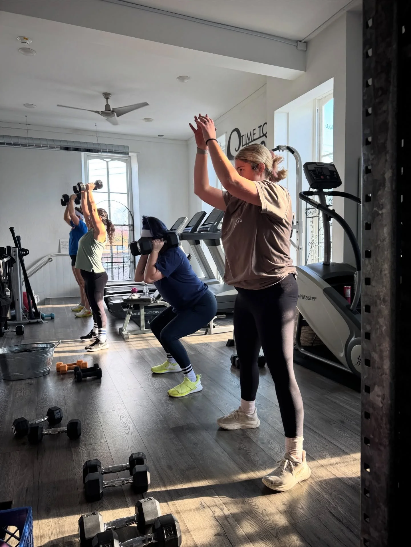 Thanksgiving morning glow 😍

#fitfam #workout #personaltraining #smallbusiness #lgbtqowned #buckscounty