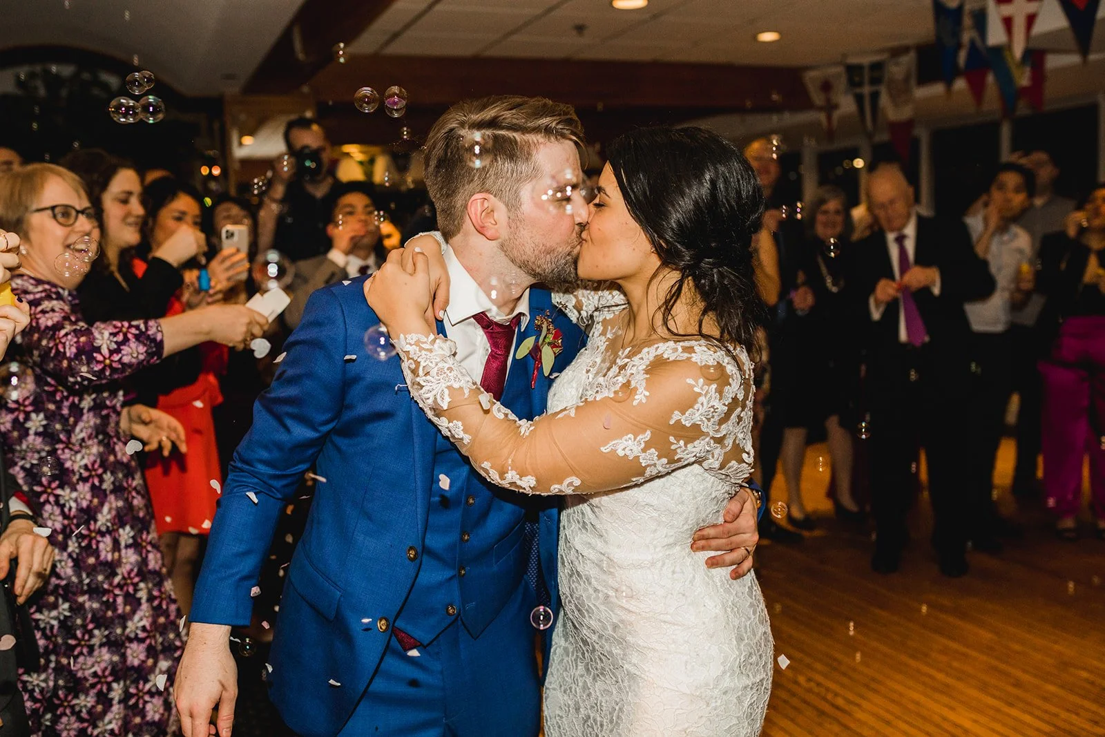 Vancouver Yatch Club Wedding | Juli & Phil