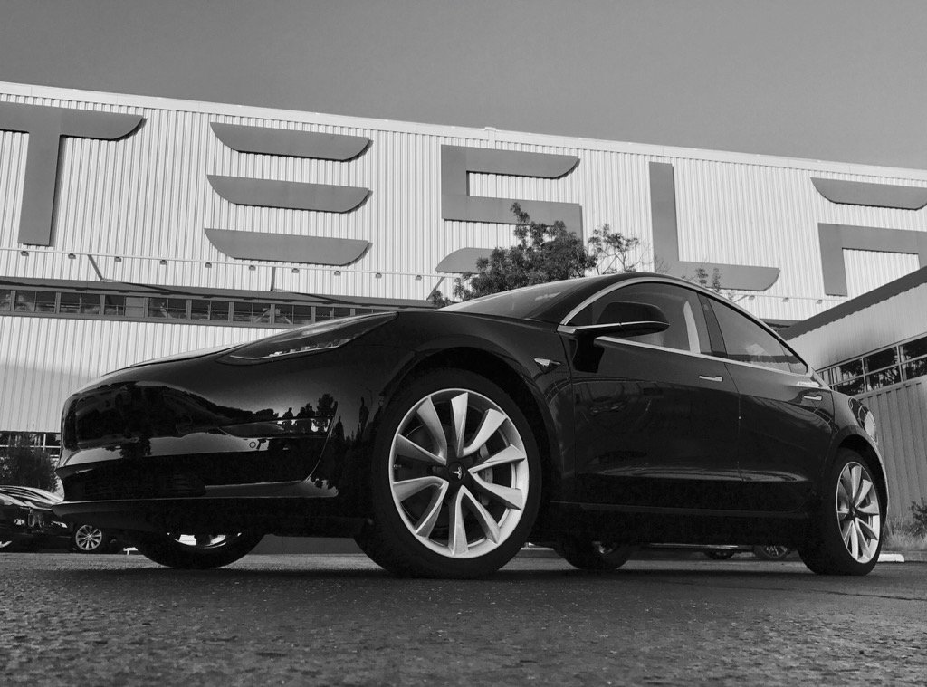 | Source: Elon Musk Twitter (@elonmusk) | One of the first two photos of the first production Model 3 outside Tesla's factory last Saturday. 