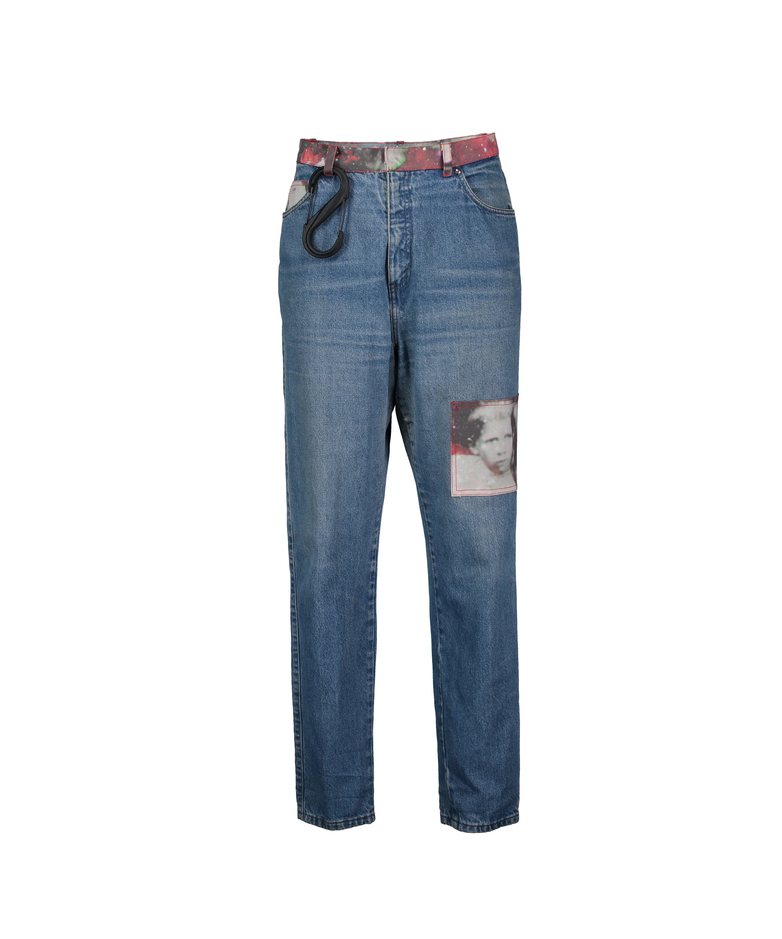 Tapered Jeans in Medium Blue Wash