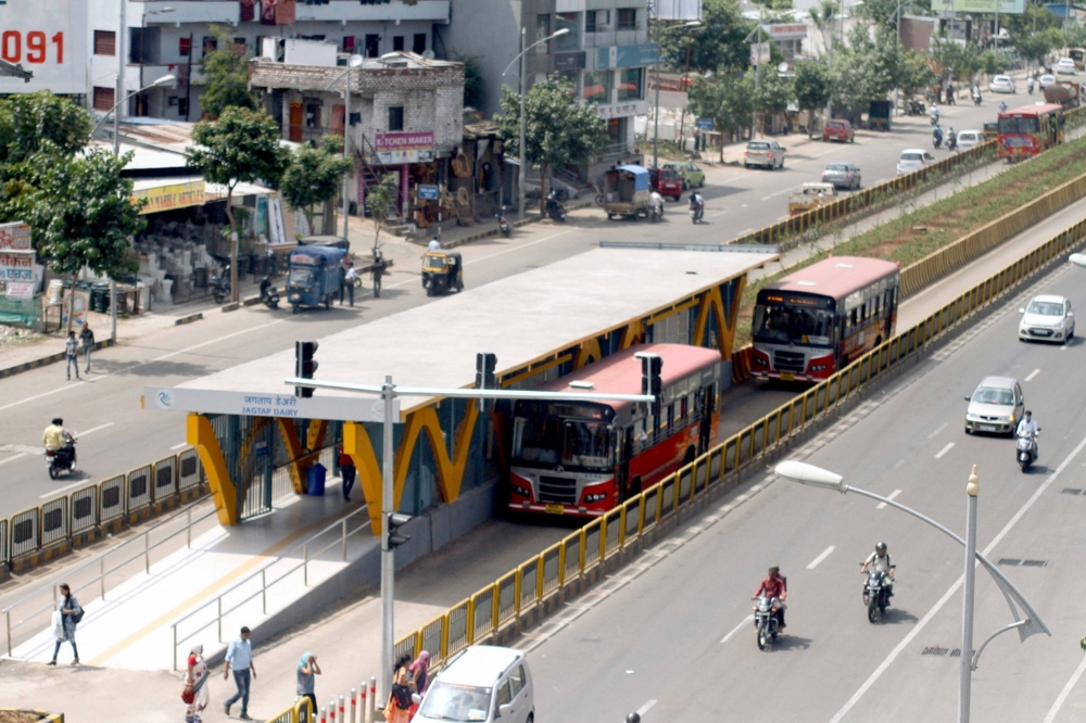 Pune's Rainbow BRT: Median segregated lanes & iconic stations