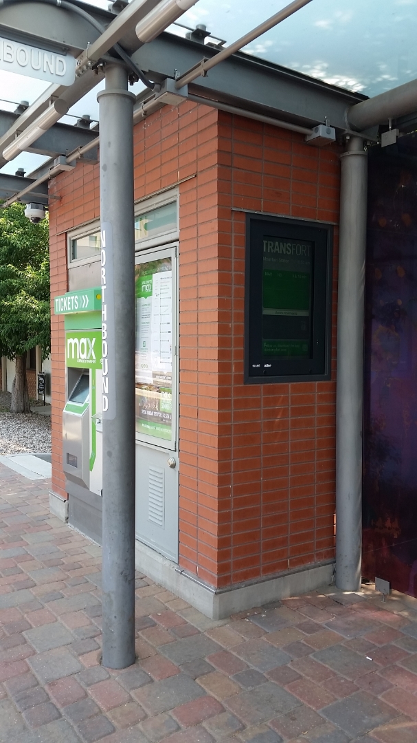 Station details: passenger information