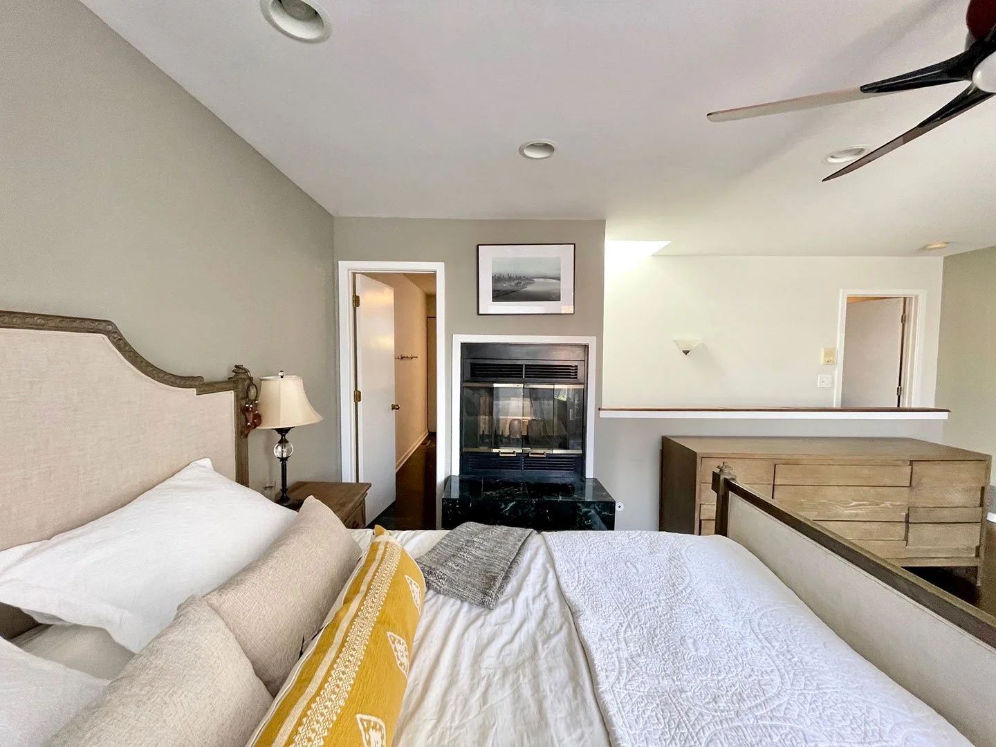 bedroom5.jpg