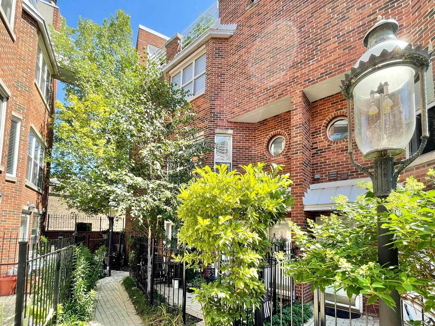 courtyard6.jpg