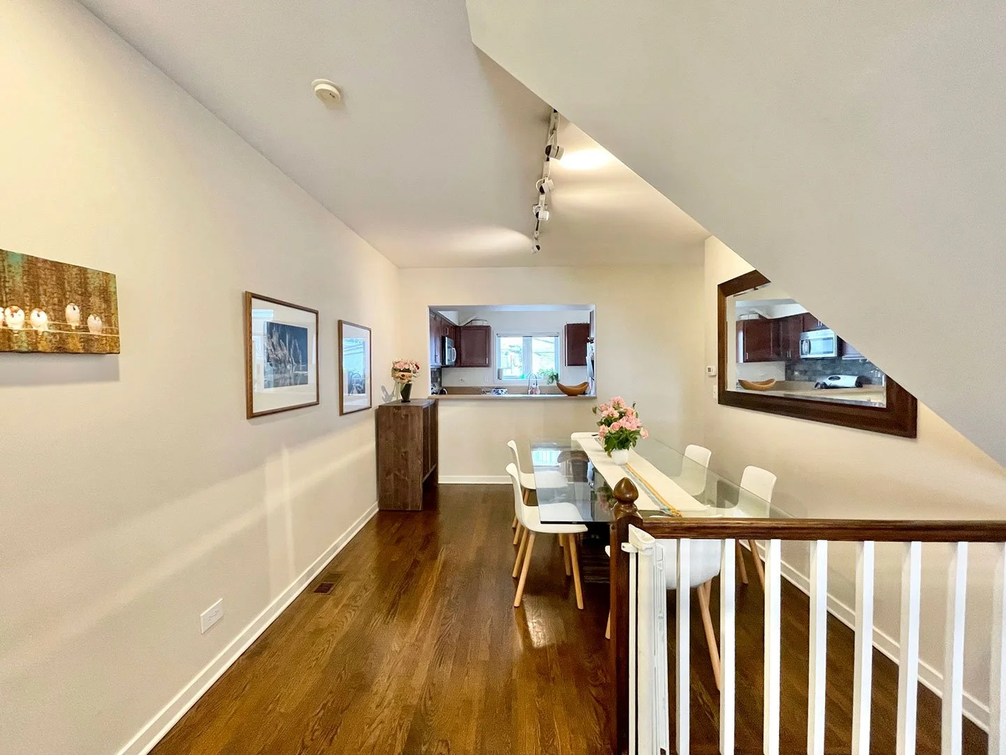 diningroom3.jpg