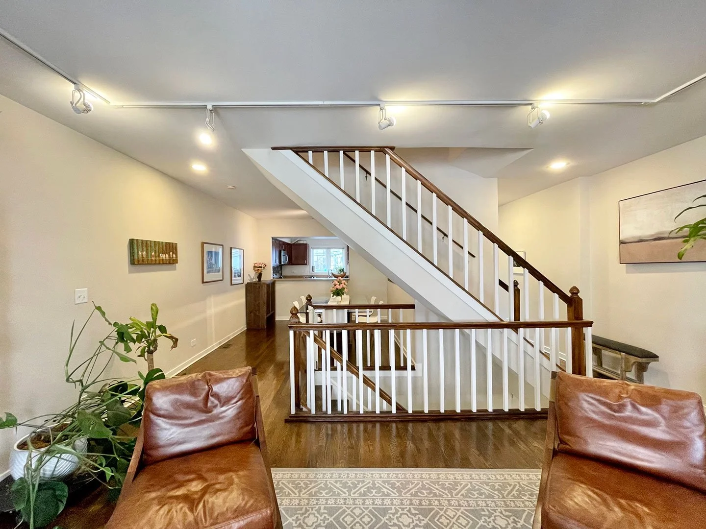 livingroom4.jpg