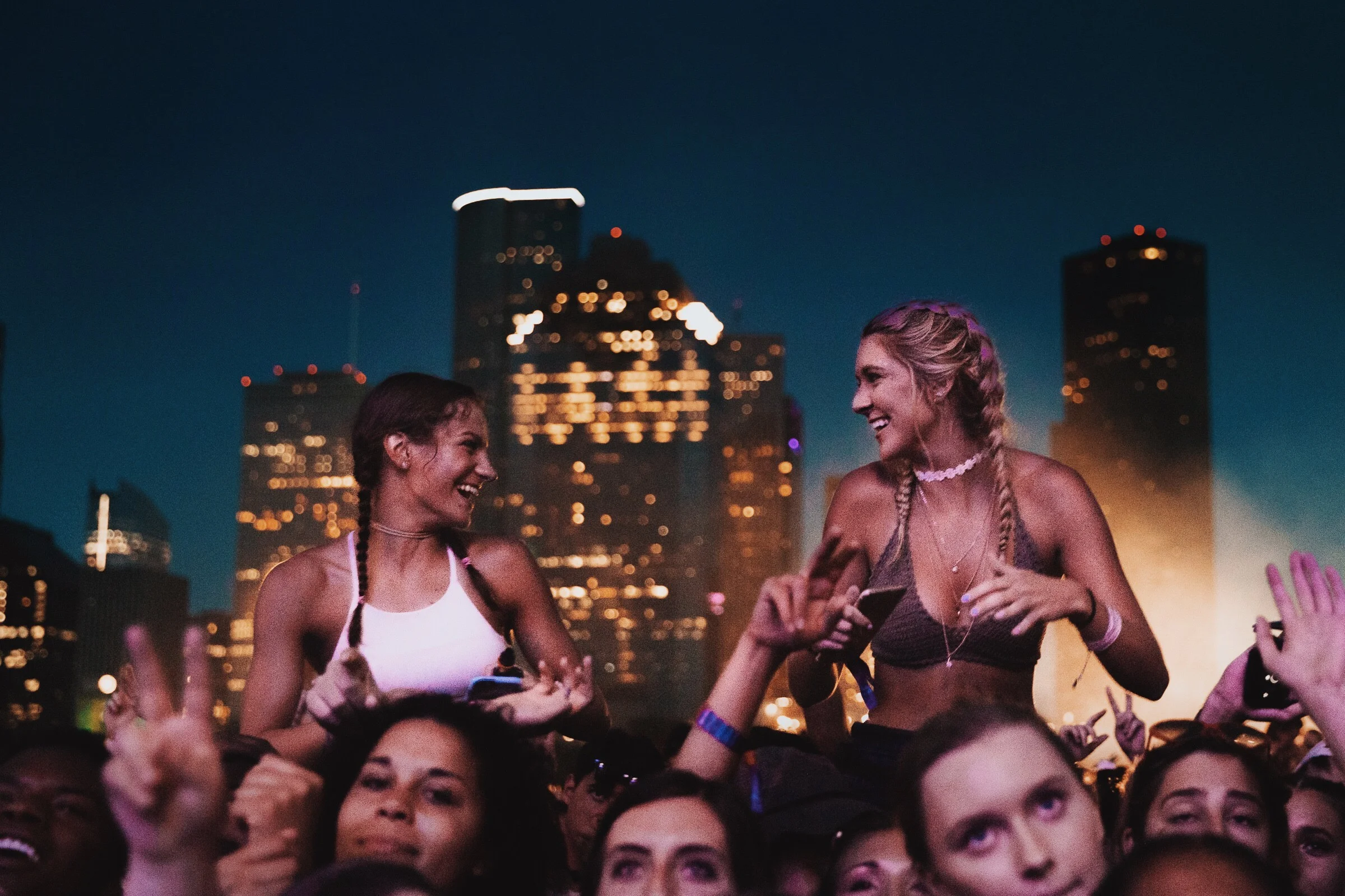 Invigorating sets & rain dances during Free Press Summer Festival