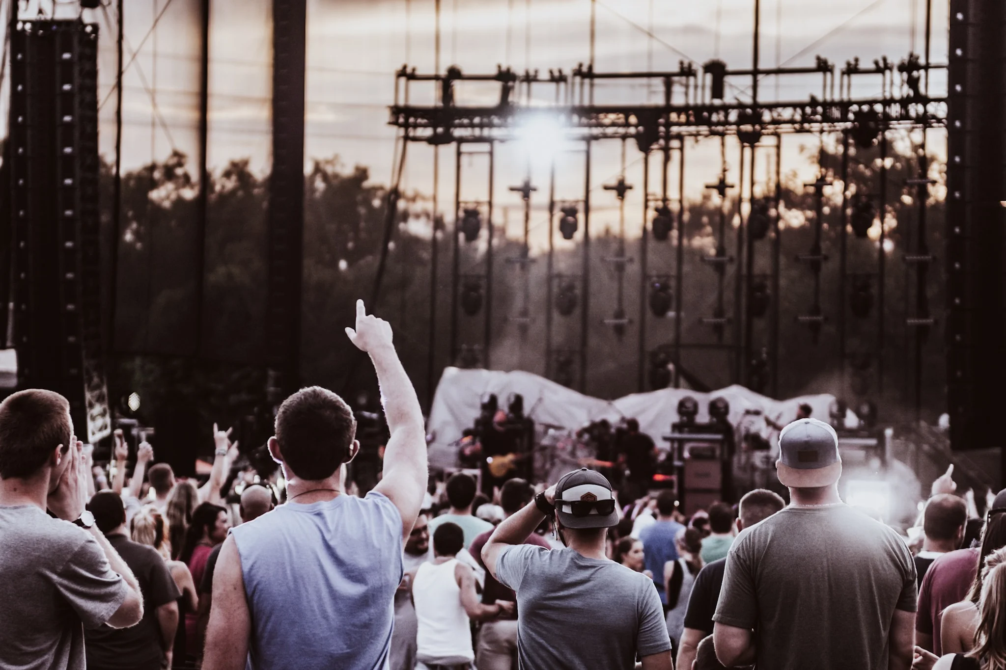 A Dirty Heads Concert Feels Like Vacation