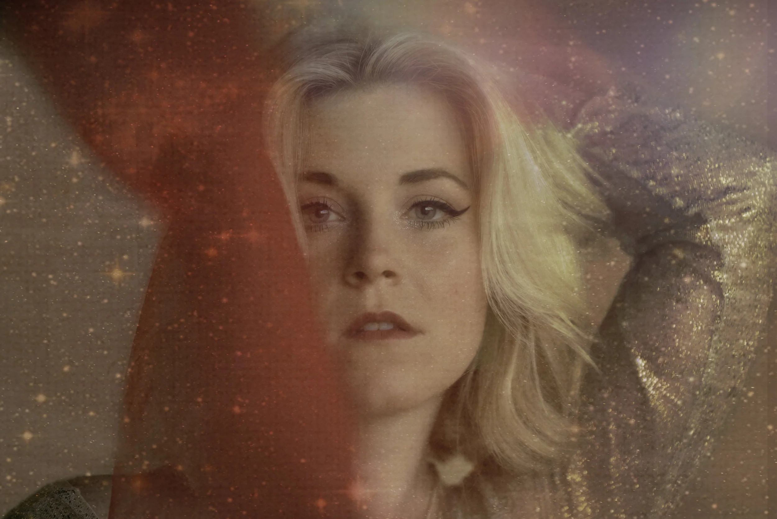 Emma Hern debuts Electrifying 4 track EP with hints of Nostalgia