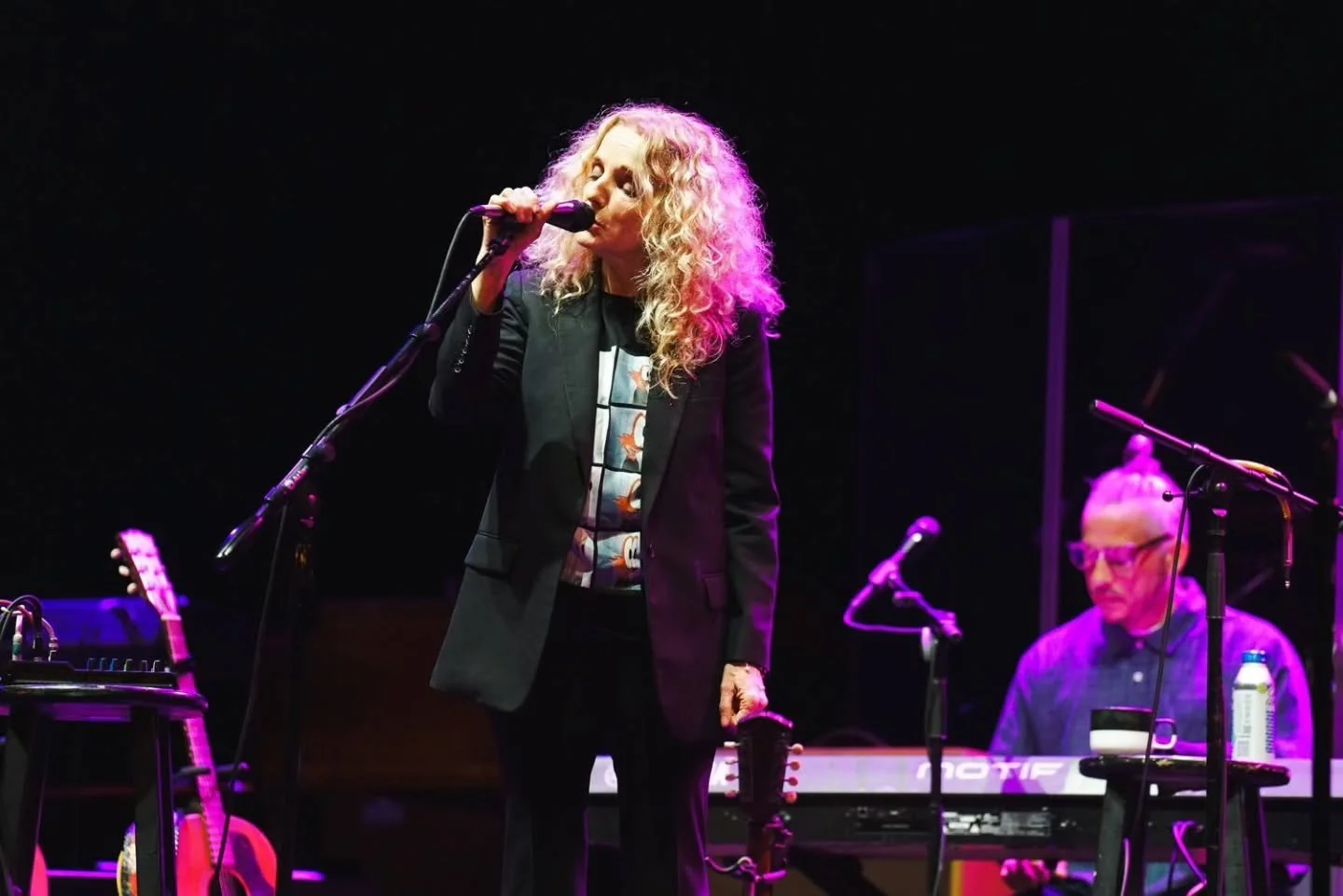 Catch Patty Griffin live in Portland tonight! 🎵

Patty Griffin @pattygmusic will be performing with @rickieleejones_ at Revolution Hall @revolutionhall in Portland, Oregon on Tuesday, February 24th. Griffin &amp; @tajmahalblues performed last week a