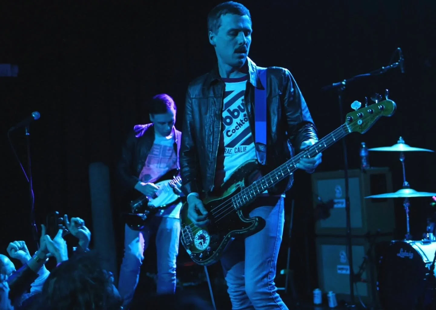 The Cribs live in the OC⚡️ 

The Cribs @thecribs delivered a high-voltage set at The Observatory Orange County @observatoryoc , turning the intimate venue into a surge of distortion, sweat, and singalongs. From the opening chords, the band&rsquo;s si