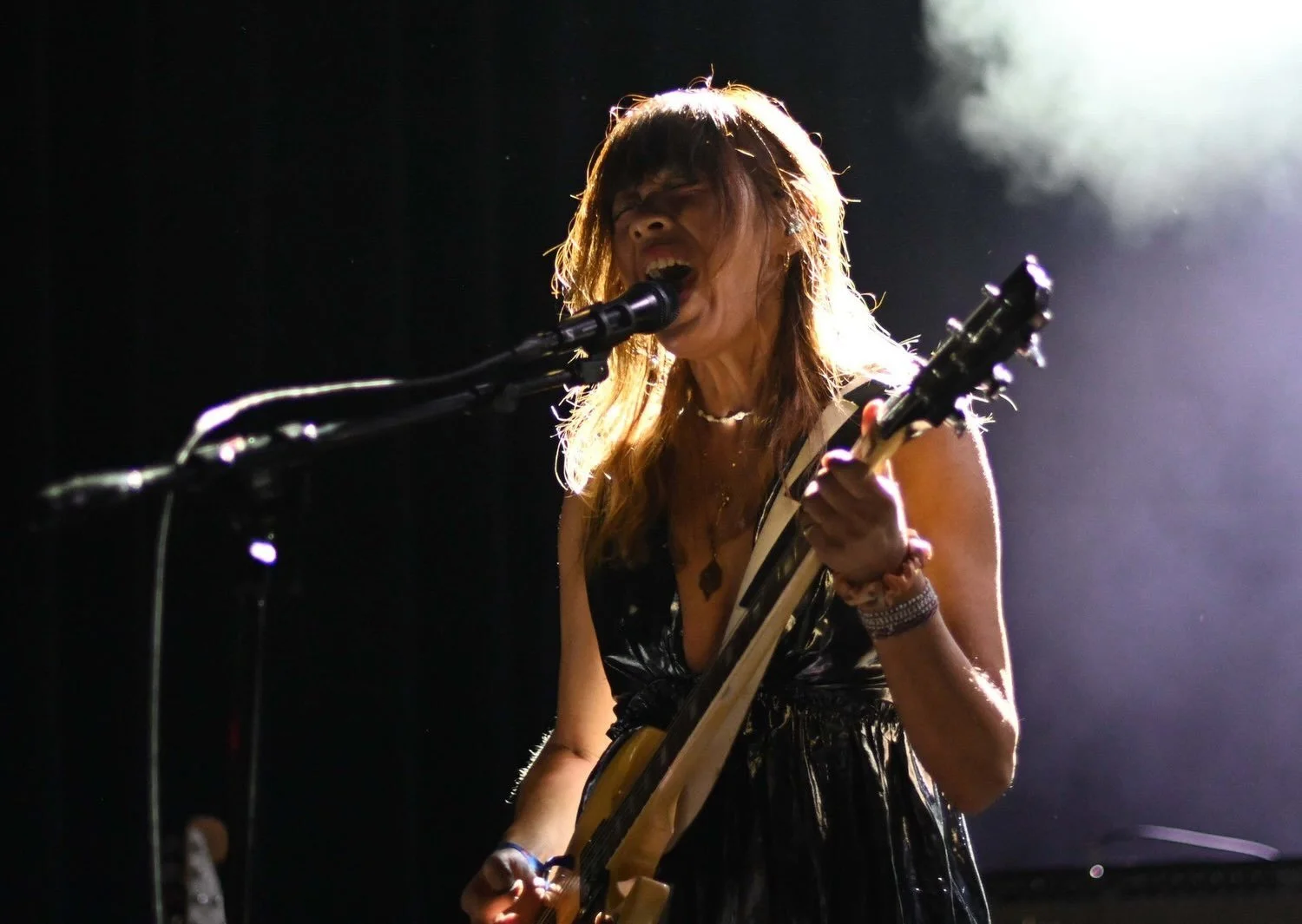 🖤 Blonde Redhead @blonderedheadofficial brought their dreamy, hypnotic sound to The Observatory @observatoryoc in Orange County! They will be performing tonight at @thebellwetherla 🎸✨ 

Relive the night through our photo gallery &mdash; check out t