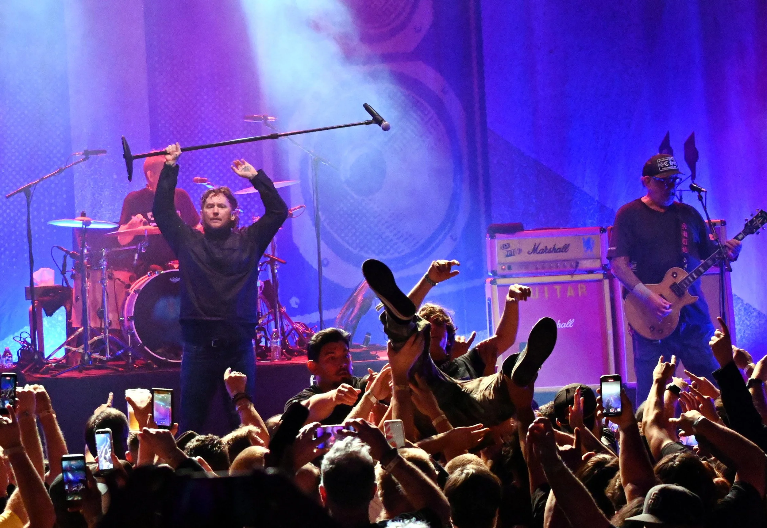 Frank Carter and Sex Pistols Ignite Hollywood Palladium With Explosive Punk Rock Show