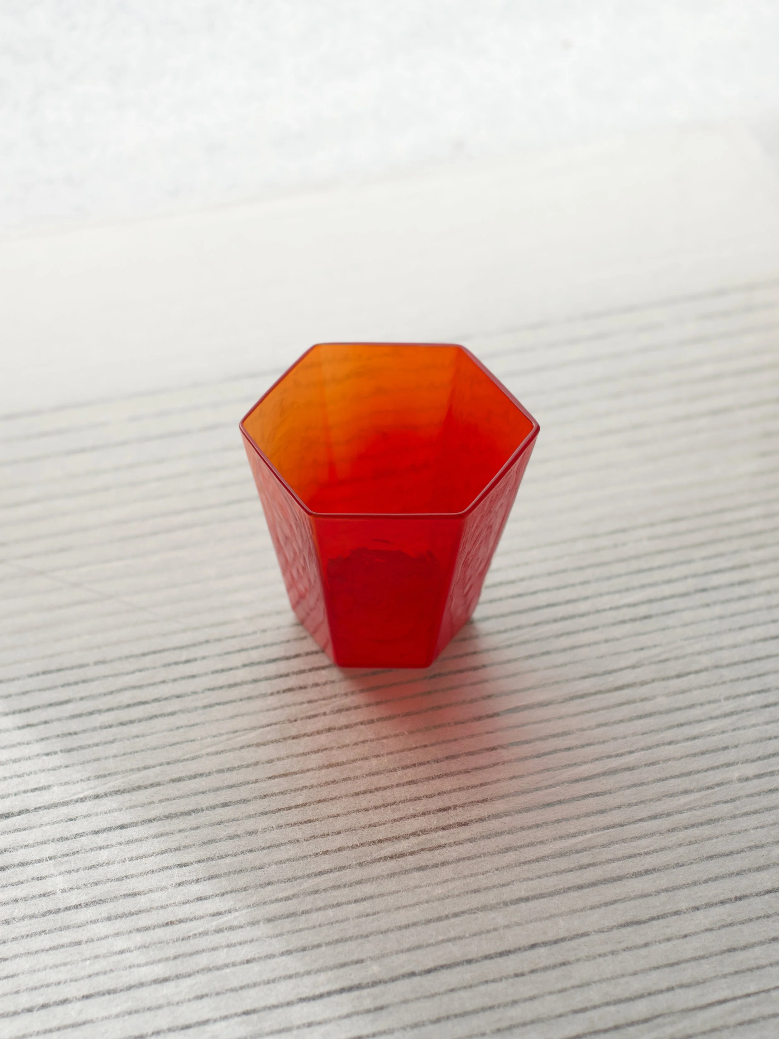 Hex Glass - red