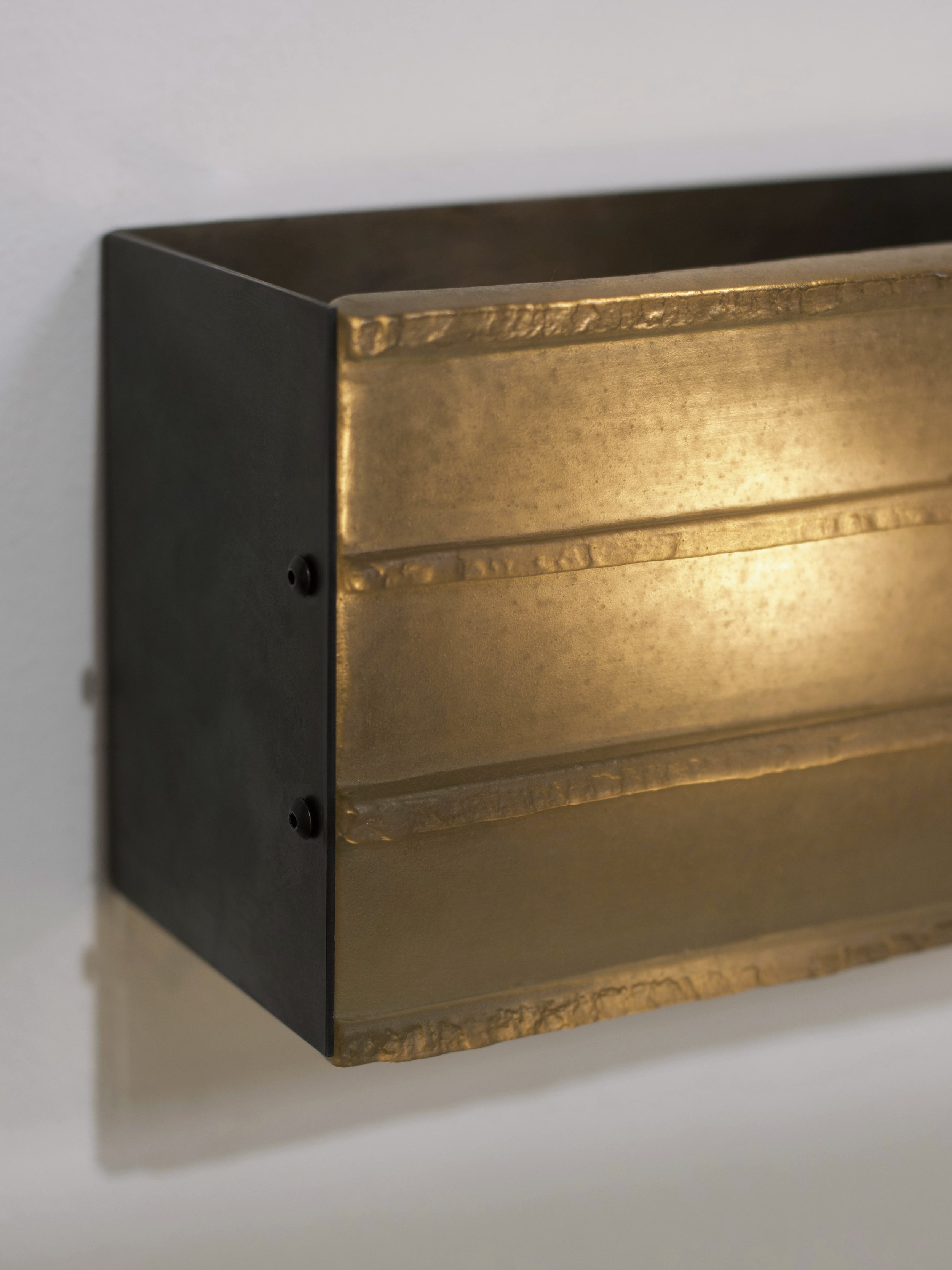 Natalie Weinberger_broken band sconce_detail.jpg