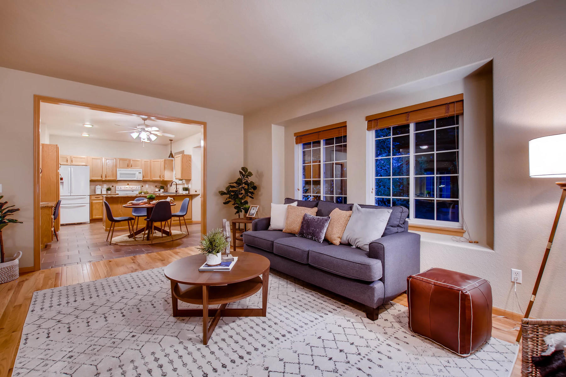 1694 Seven Lakes Dr Loveland-MLS_Size-007-7-Living Room-1800x1200-72dpi.jpg