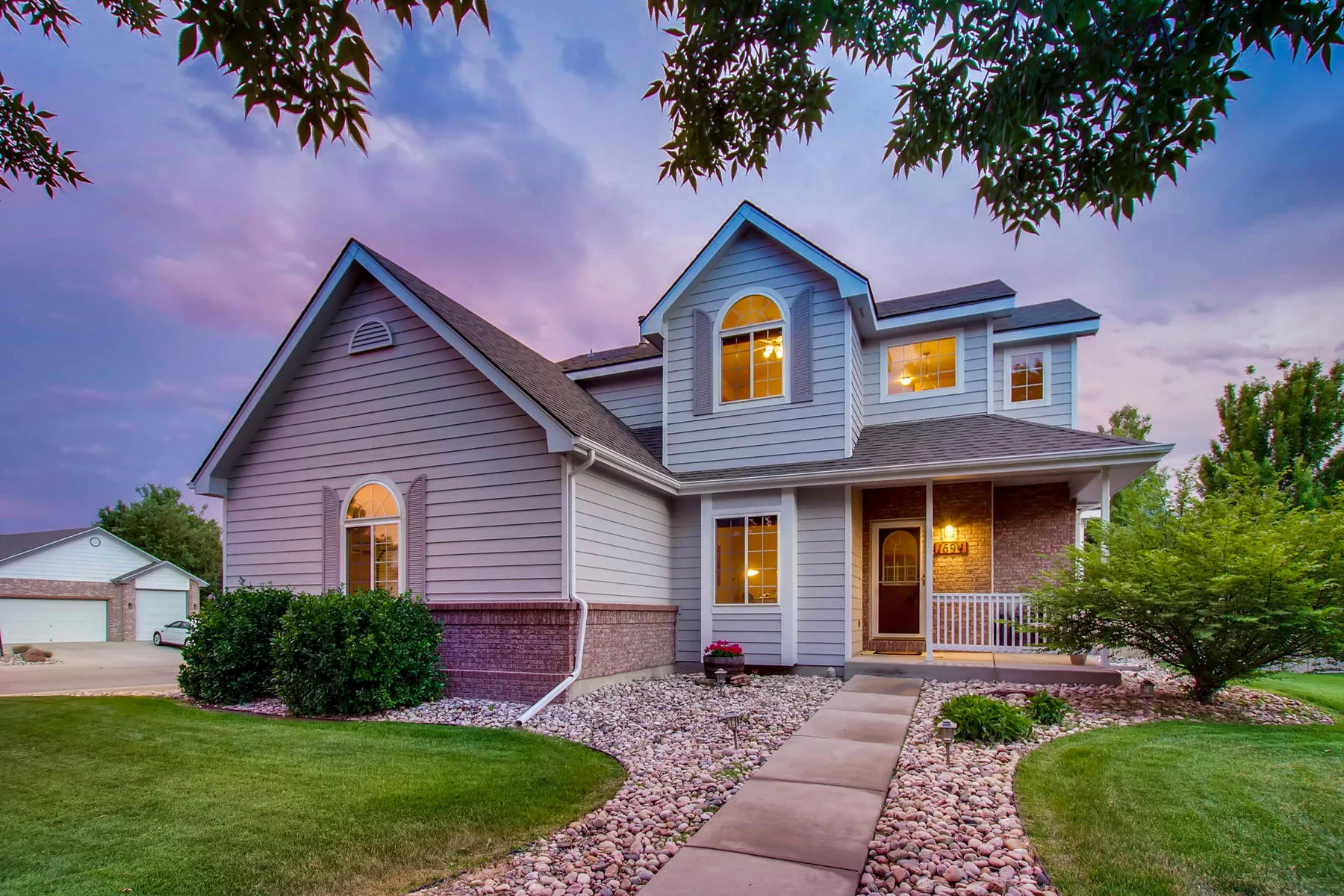 Beautiful Corner Lot in Seven Lakes