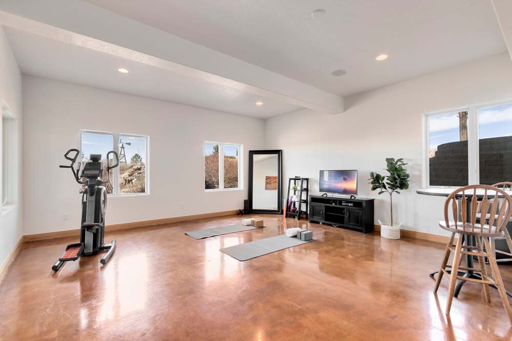 Incredible Flex/Exercise/Game Room Space