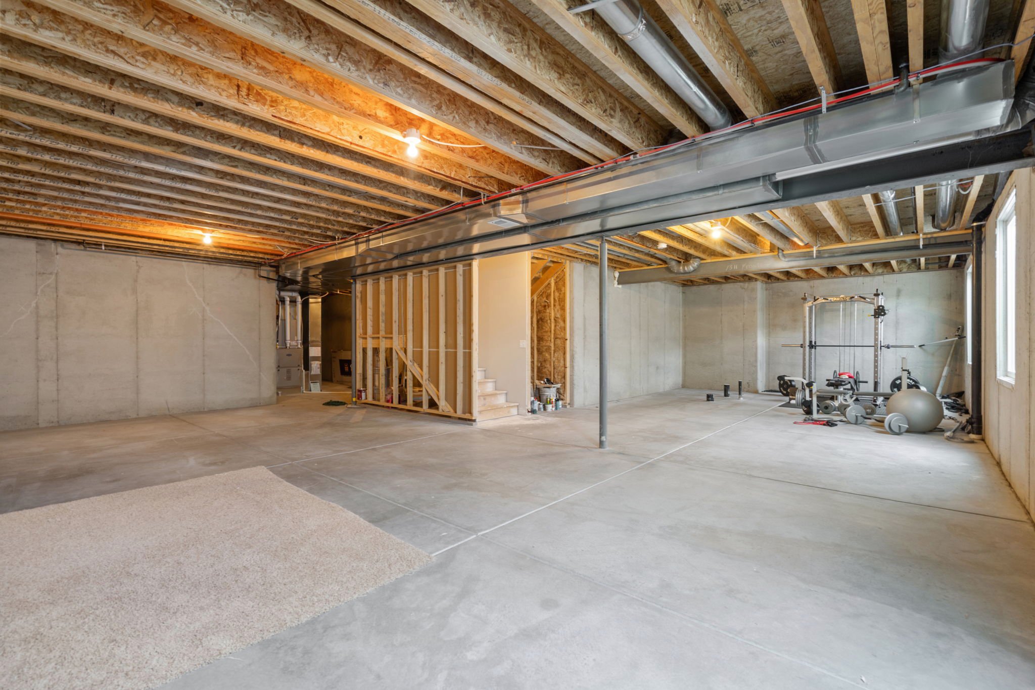 9' Basement Walls + Over 1400 SF in the Unfinished Basement