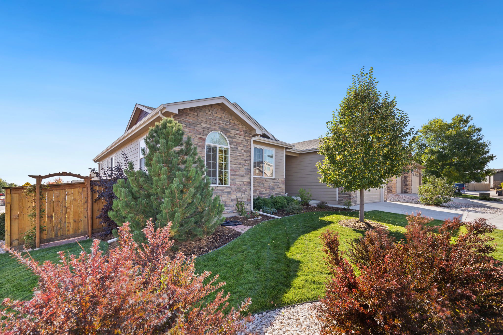 Beautiful Curb Appeal On this Amazing Ranch Home!