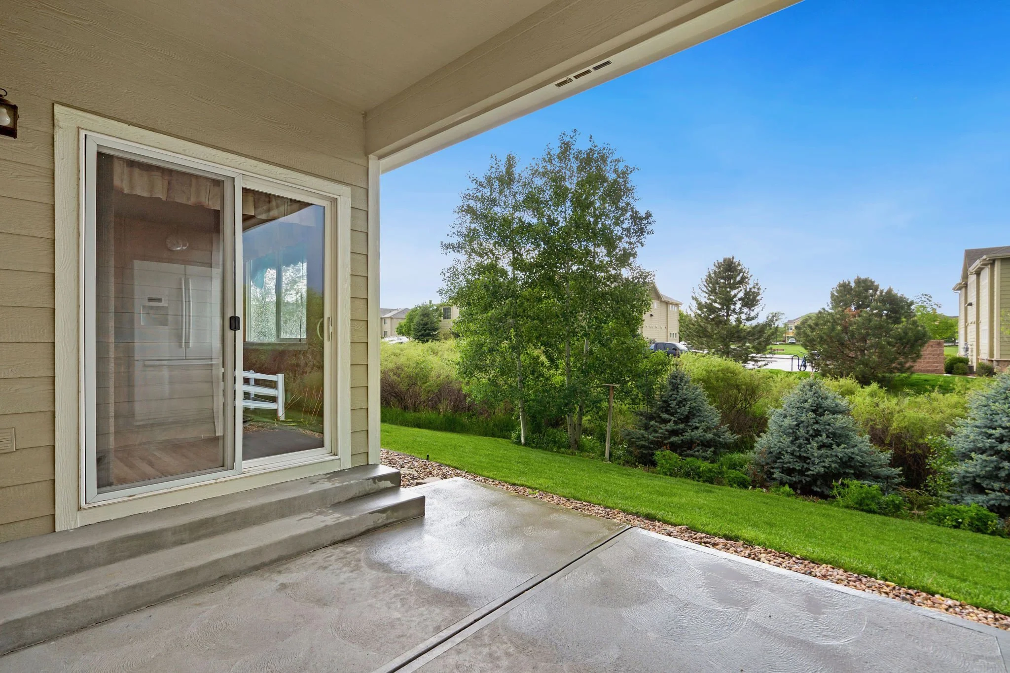 COVERED Back Patio Off Kitchen