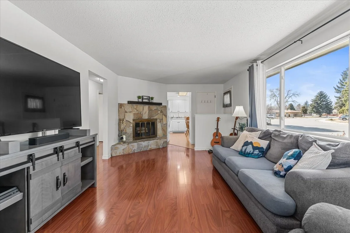 Three bedroom, 1 bathroom home