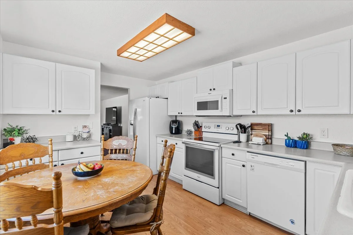 Plenty of cabinets and storage space in the kitchen