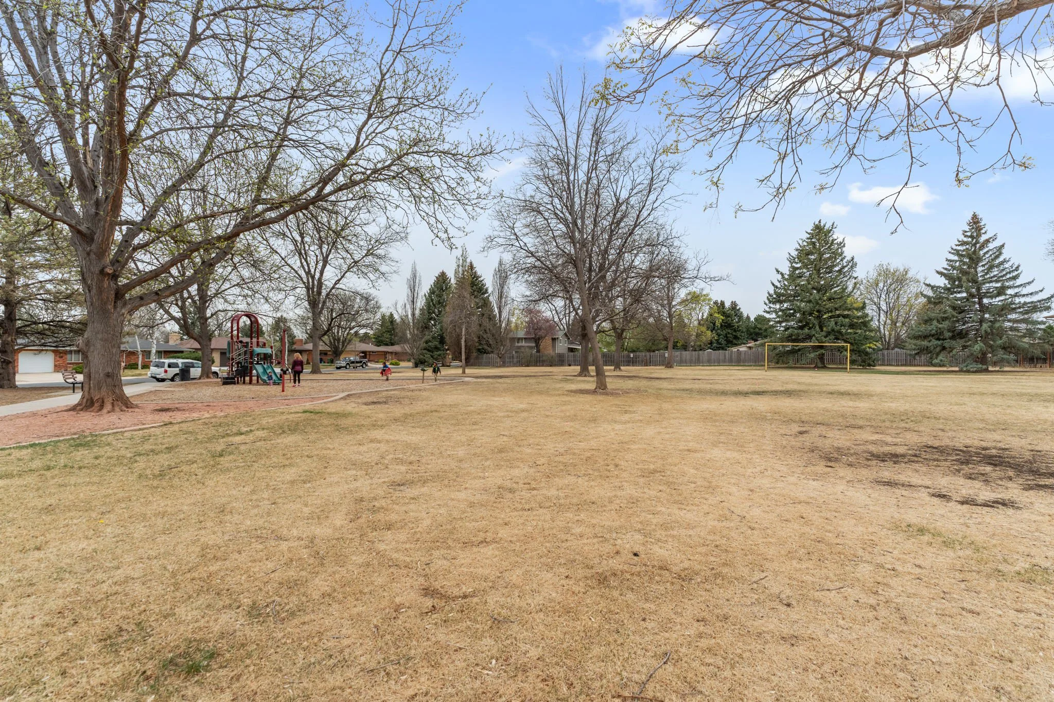 Nearby Estrella Park