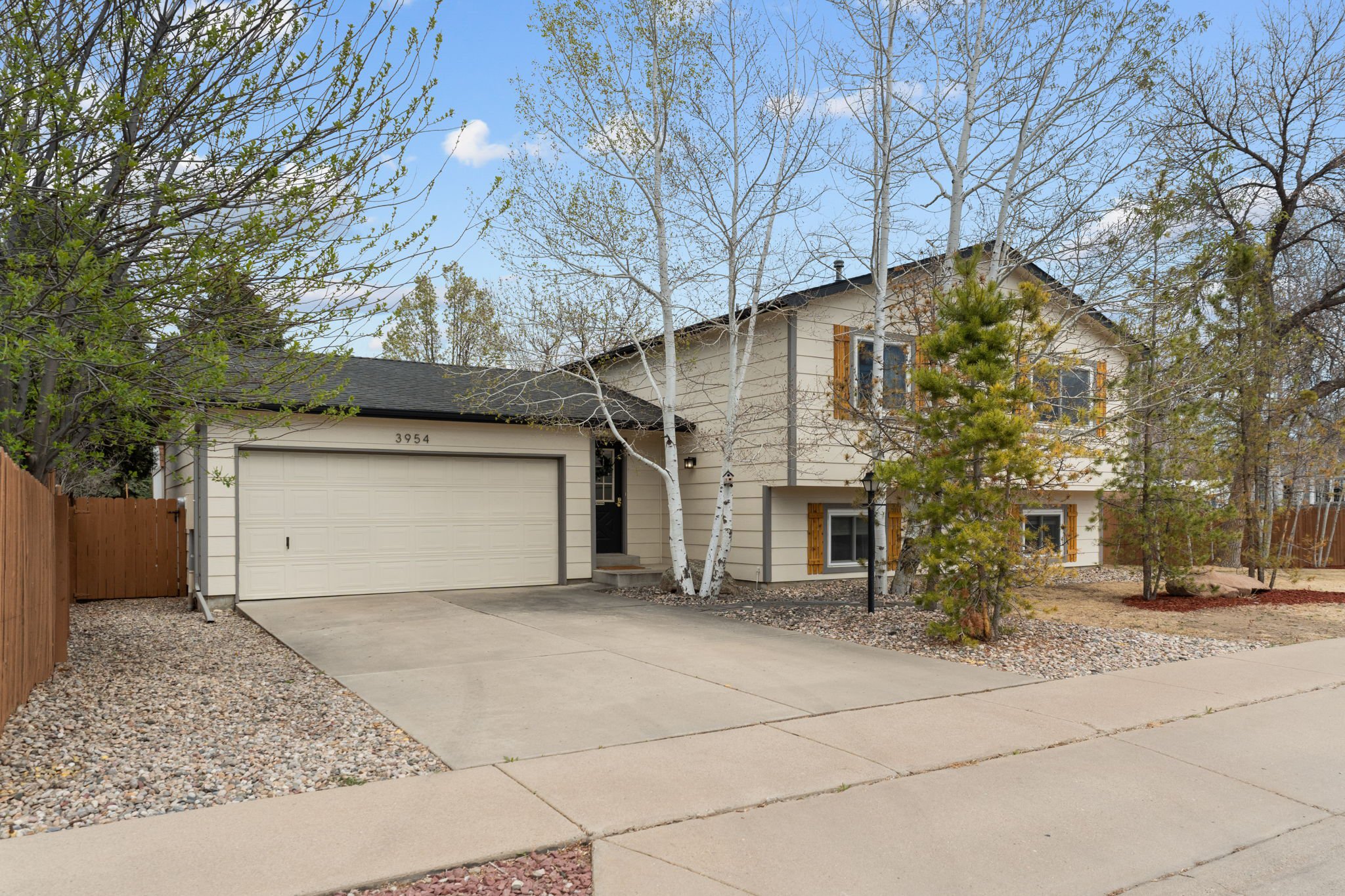 3954 Caddoa Dr, Loveland, Colorado