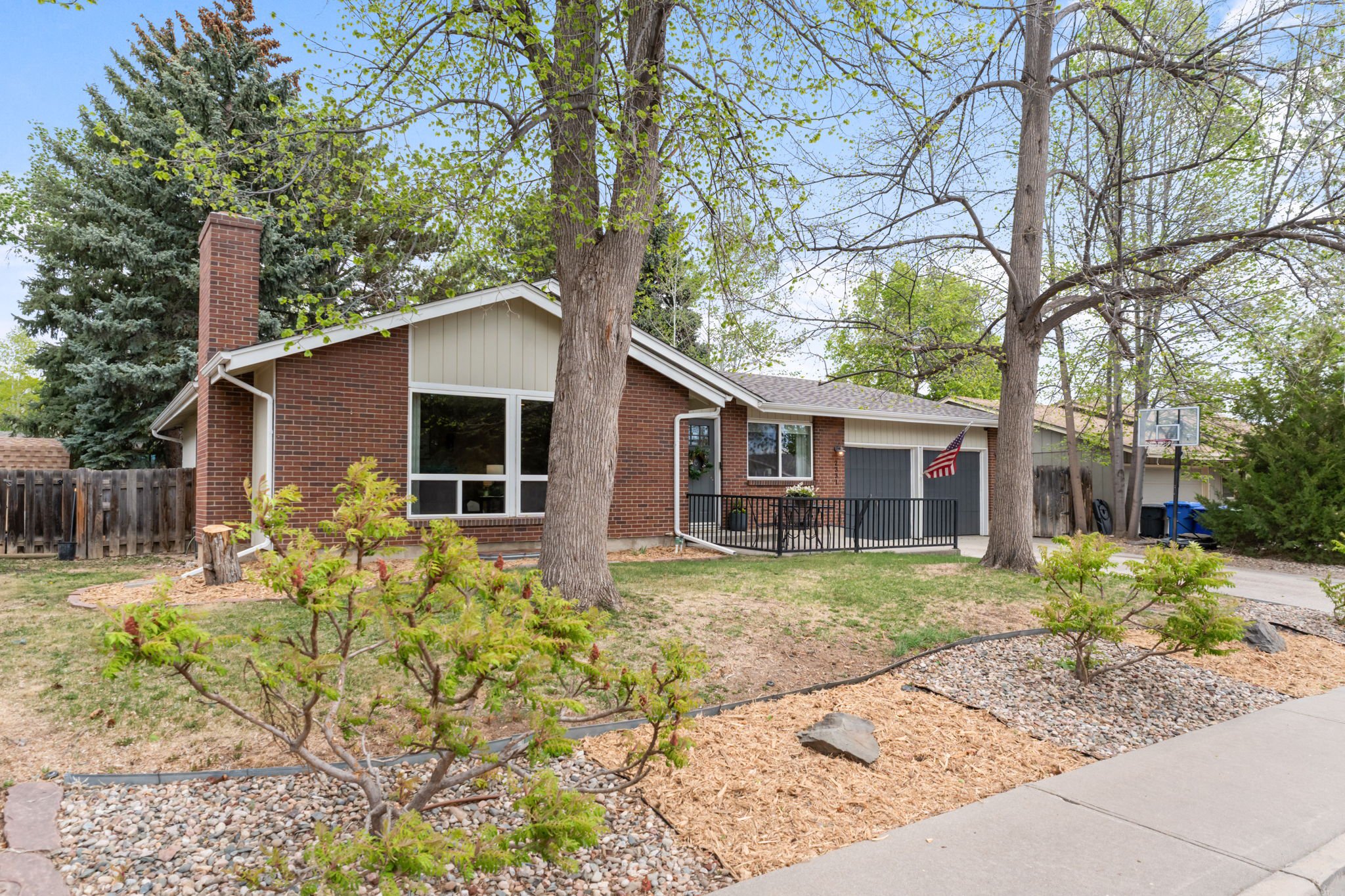 Mid-century modern curb appeal