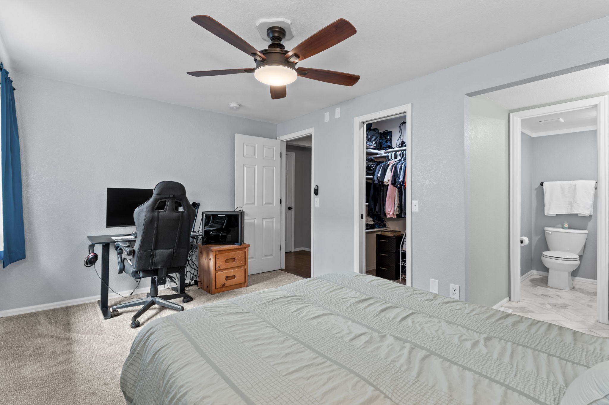 Main-level primary bedroom