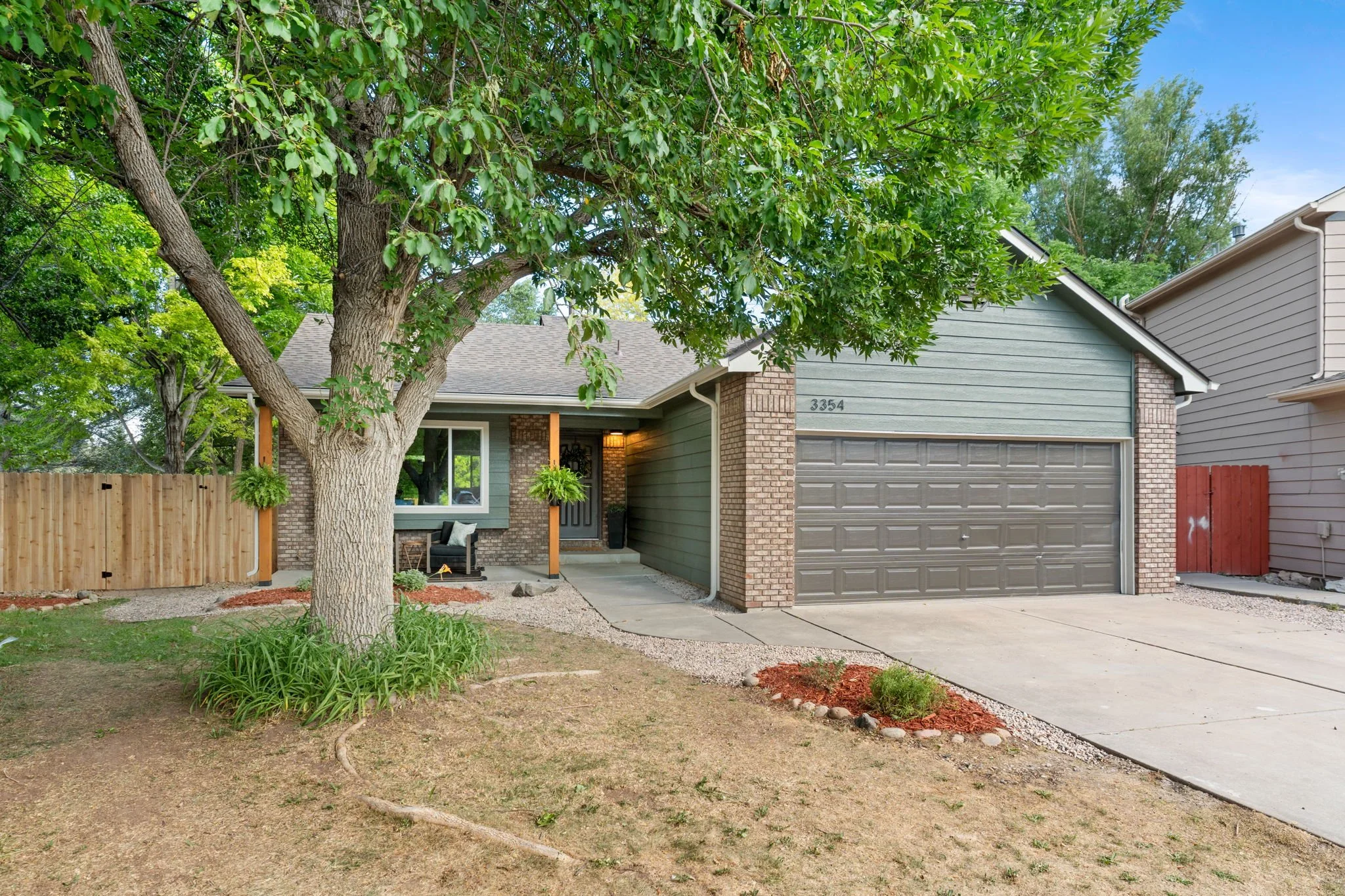 Ranch Style (single-story) home with unfinished basement